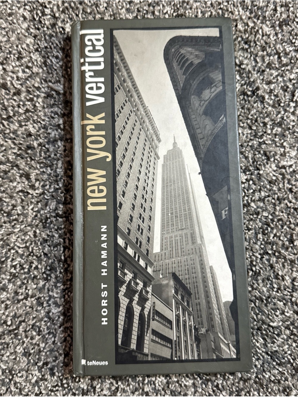 New York Vertical (New York Vertical Collection) by Horst Hamann Hardback Book